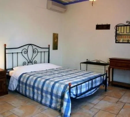 Apartment Chiliadromia *